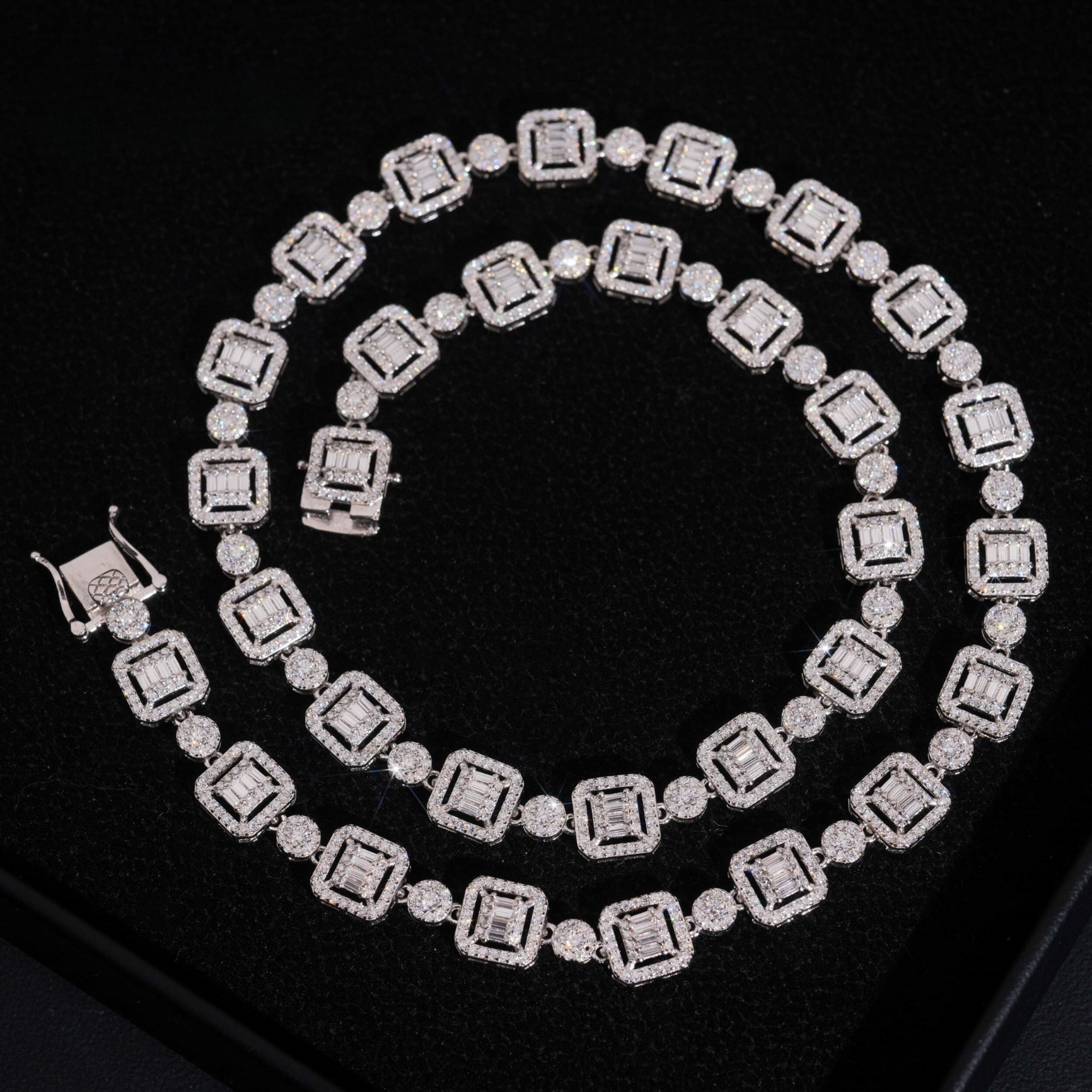 Infinity Baguette Cuban